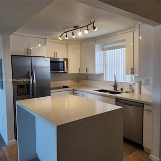 9375 Fontainebleau Blvd Unit L401, Miami, FL 33172
