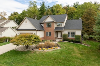 6061 Highland Hills Dr, Westerville, OH 43082