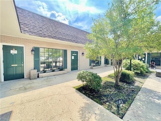 151 Ochsner Blvd Unit D, Gretna, LA 70056