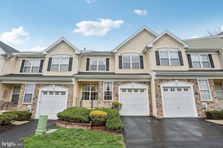 96 Longview Ln, Newtown Square, PA 19073