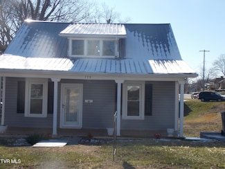 726 Pearl St, Bristol, VA 24201