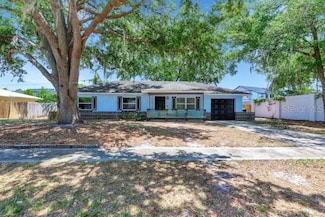 7507 Duo Lakes Dr, Orlando, FL 32810