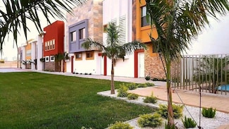 2210 E 1st St Unit 6, Mission, TX 78572