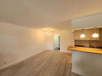 14 Salisbury A, West Palm Beach, FL 33417