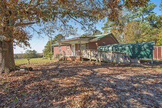 166 Oak Grove Rd, Abbeville, SC 29620