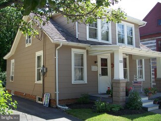 122 E Main St, Strasburg, PA 17579