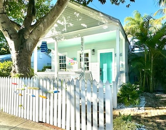 916 Thomas St, Key West, FL 33040