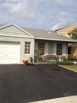 203 SW 159th Way, Sunrise, FL 33326