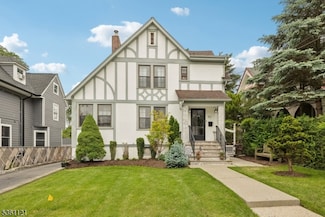 52 2nd Ave, Little Falls, NJ 07424