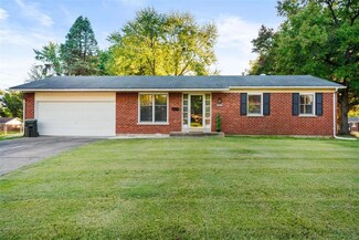 1682 Oliveto Ln, Hazelwood, MO 63042
