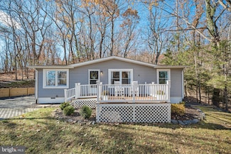 2400 Youngs Dr, Haymarket, VA 20169