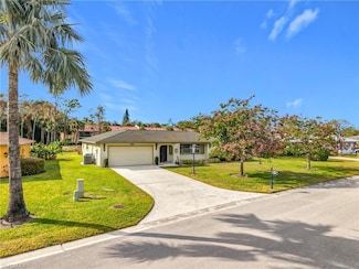 4348 Beechwood Lake Dr, Naples, FL 34112
