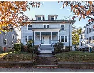 26 Upland Ave, Dorchester Center, MA 02124