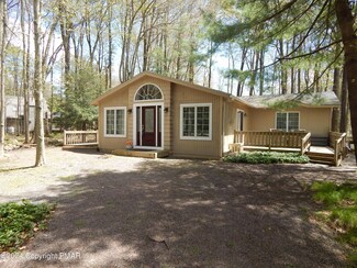 1546 Beech Spring Dr, Pocono Pines, PA 18350