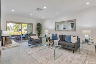 777 San Antonio Rd Unit 14, Palo Alto, CA 94303