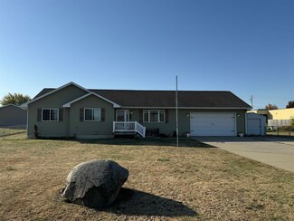802 Hwy 57, Parkersburg, IA 50665