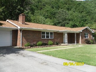 309 Riverview Dr, Bluefield, VA 24605