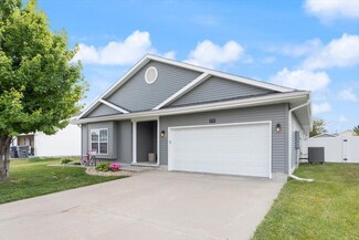 5719 Merlin Ln, Council Bluffs, IA 51501