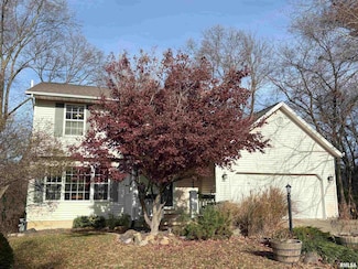 5945 W Ridgecrest Dr, Peoria, IL 61615