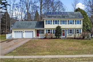 29 Aspen Dr, Essex Junction, VT 05452