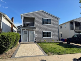 542 E Pine St Unit Main, Long Beach, NY 11561