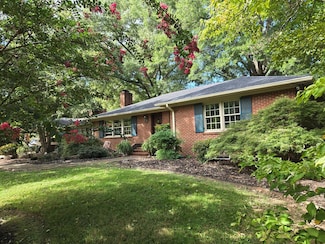 701 Fourth Ave, Farmville, VA 23901