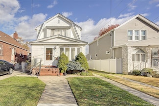 89-57 218th St, Queens Village, NY 11427