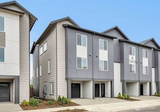 15613 Admiralty Way Unit B2, Lynnwood, WA 98087