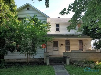 430 W Center St, Fostoria, OH 44830