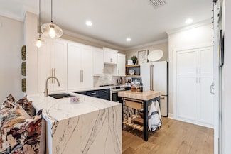 309 Seven Springs Way Unit 403, Brentwood, TN 37027