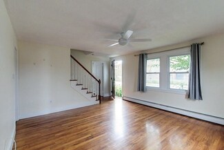 167 3rd St, Newport, RI 02840