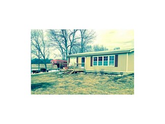 16651 County Road 1095, Lacygne, KS 66040