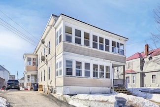 111 Ash St, Nashua, NH 03060