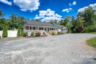 32920 Rowland Rd, Albemarle, NC 28001