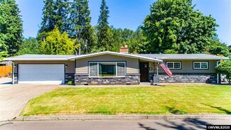 1303 NE Sherman St, Albany, OR 97321