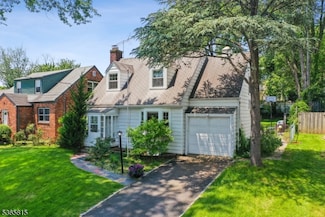 23 Locust Ave, Millburn, NJ 07041