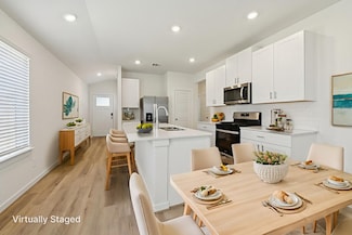 6809 Hart Oak Ct, Conroe, TX 77304