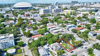 428 NW 10th Ave, Miami, FL 33128
