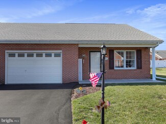 143 Buttercup Dr, Hagerstown, MD 21740