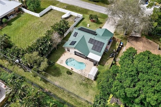 1226 32nd Ave SW, Vero Beach, FL 32968
