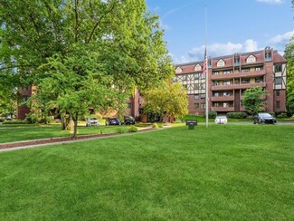 2880 Grand Ave Unit 308, Des Moines, IA 50312
