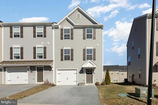 8152 Lenker Dr, West Hanover, PA 17112
