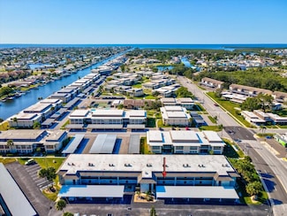 5197 Silent Loop Unit 123, New Port Richey, FL 34652