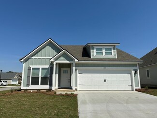 105 Turtle Cove Ln, Tifton, GA 31794