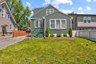 110 Beechwood Ave, Liverpool, NY 13088