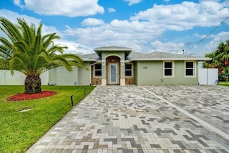 240 NE 13th Ave, Boynton Beach, FL 33435
