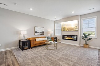 1836 Tyrone Dr, Shakopee, MN 55379