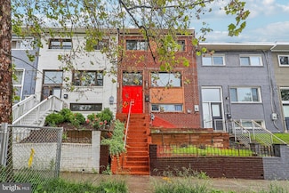 1360 W St NE, Washington, DC 20018
