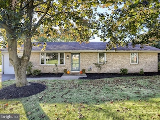 5117 Earl Dr, Harrisburg, PA 17112