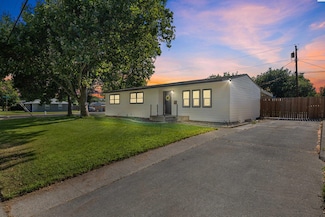 1301 Wright Ave, Richland, WA 99354
